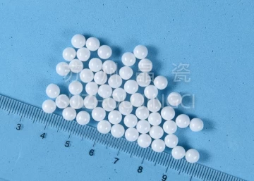 White Alumina Ceramic Parts , Alumina Ceramic Balls For Machinery Bearings